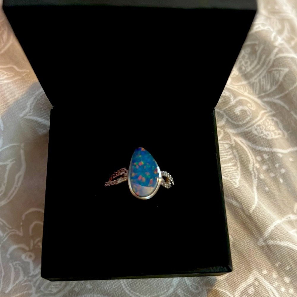Ladies Sterling Silver Opal Doublet Ring Size 7.25